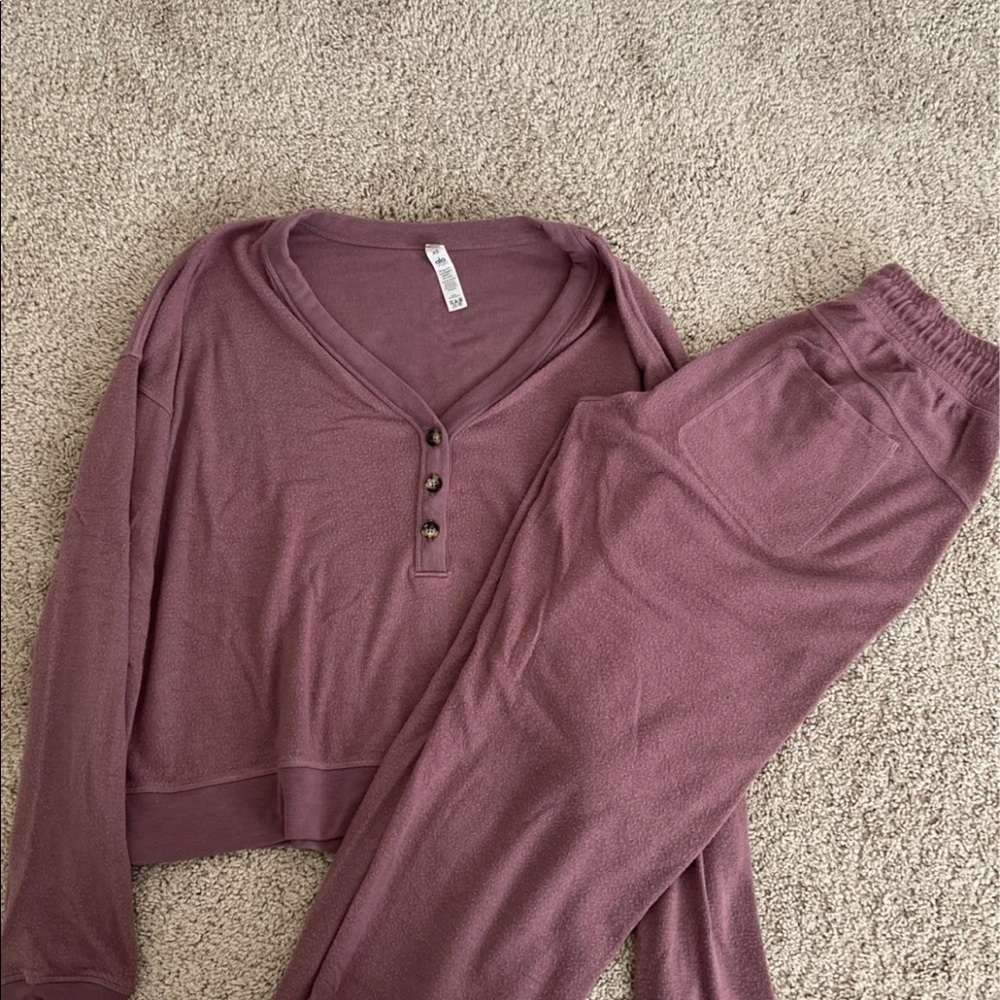 Alo soho cropped Henley